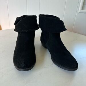 Bass Black Leather Booties Size 7M